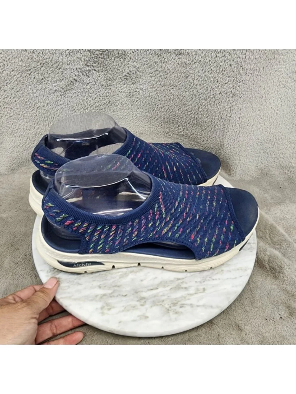 Skechers Womens Size 9 Catchy Wave Arch Fit Navy Rainbow Knit Sandals *Read*